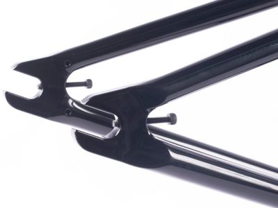 Preview: Frame Cult Dak