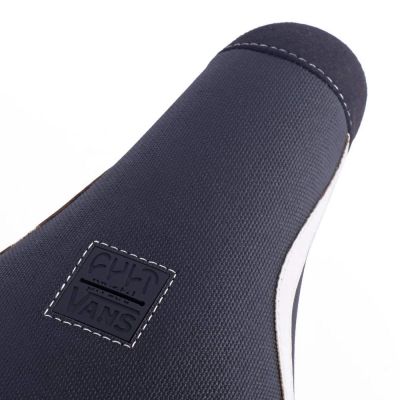 Sattel Cult Vans Old School Pro Pivotal