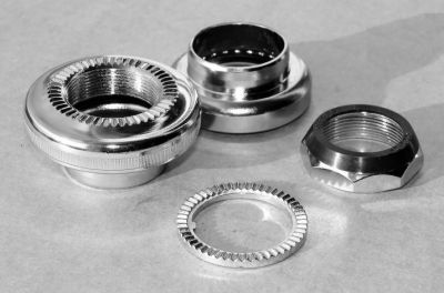 Headset for threaded 1" forks