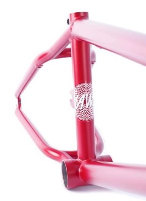 Frame Cult Hawk IC4