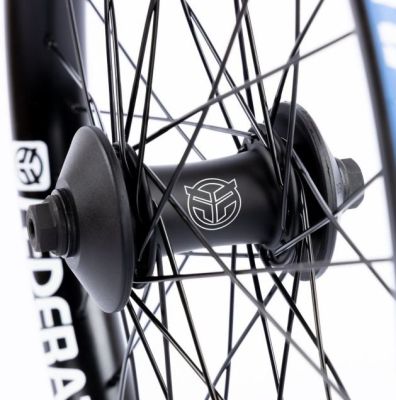 Laufrad Federal Stance Aero Pro vorne